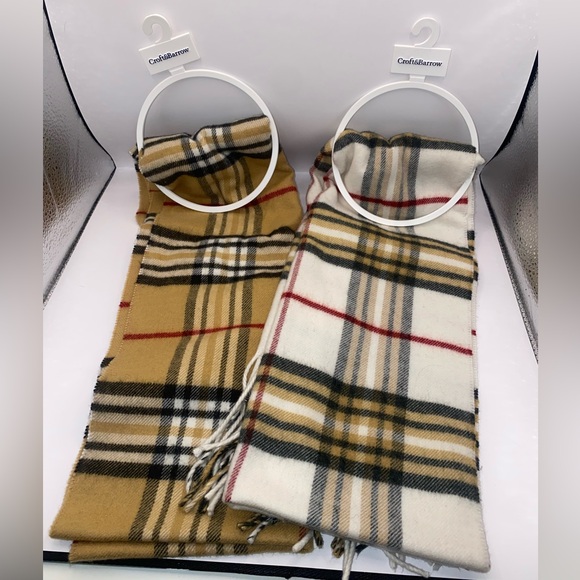 Pair of Croft & Barrow Plaid Scarves in Gold and White - Picture 2 of 5